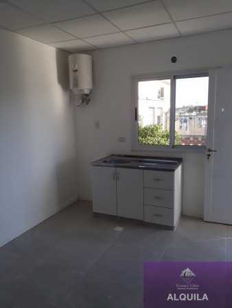 INMOBILIARIA GOMEZ GHISI  ALQUILA: