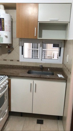 INMOBILIARIA GOMEZ GHISI Y D. FENES NEG INMOB. ALQUILAN: