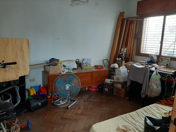 INMOBILIARIA GOMEZ GHISI Y D. FENES NEG INMOB. VENDEN: