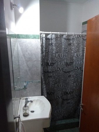 INMOBILIARIA GOMEZ GHISI Y D. FENES NEG INMOB. VENDEN: