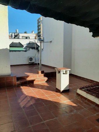 INMOBILIARIA GOMEZ GHISI Y D. FENES NEG INMOB. VENDEN: