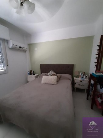 INMOBILIARIA GOMEZ GHISI Y D. FENES NEG INMOB. VENDEN: