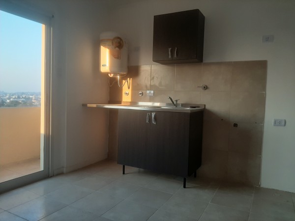 INMOBILIARIA GOMEZ GHISI Y D. FENES NEG INMOB. ALQUILAN: