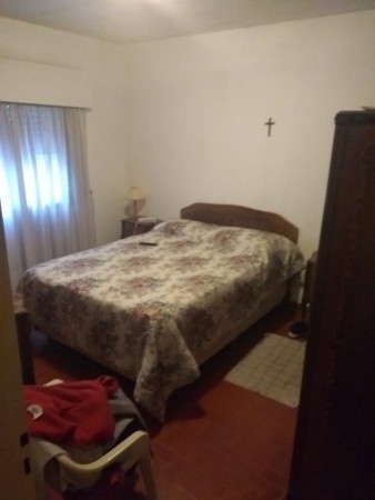 INMOBILIARIA GOMEZ GHISI Y D. FENES NEG INMOB. VENDEN: