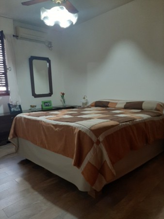 INMOBILIARIA GOMEZ GHISI Y D. FENES NEG INMOB. VENDEN: