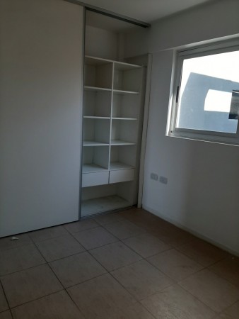 INMOBILIARIA GOMEZ GHISI Y D. FENES NEG INMOB. ALQUILAN: