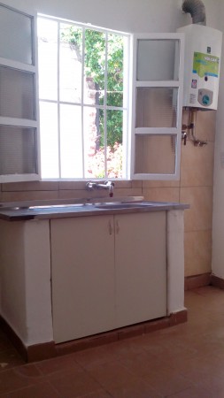 INMOBILIARIA GOMEZ GHISI Y D. FENES NEG INMOB. ALQUILAN: