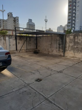 INMOBILIARIA GOMEZ GHISI Y D. FENES NEG INMOB. VENDEN: