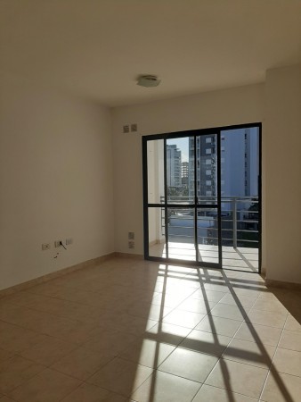 INMOBILIARIA GOMEZ GHISI Y D. FENES NEG INMOB. VENDEN: