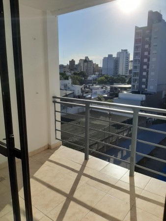 INMOBILIARIA GOMEZ GHISI Y D. FENES NEG INMOB. VENDEN: