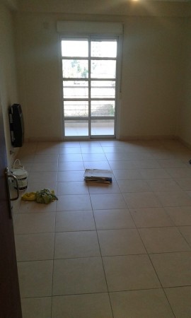 INMOBILIARIA GOMEZ GHISI Y D. FENES NEG INMOB. ALQUILAN: