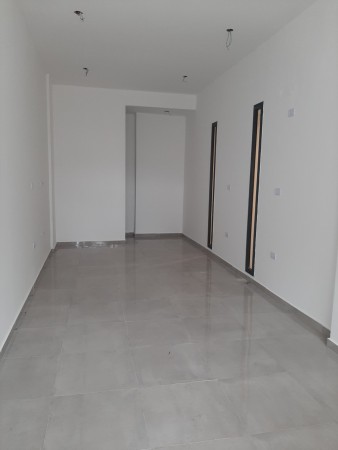 INMOBILIARIA GOMEZ GHISI Y D. FENES NEG INMOB. VENDEN: