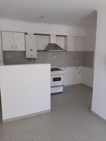 ALQUILAMOS DPTO CALLE ALEM 846