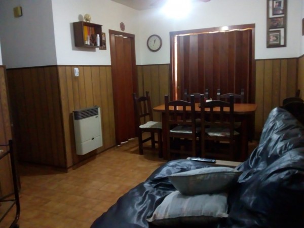 INMOBILIARIA GOMEZ GHISI Y D. FENES NEG INMOB. VENDEN: