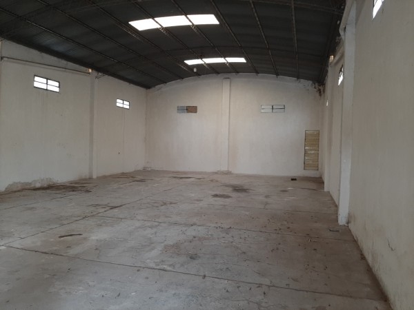 INMOBILIARIA GOMEZ GHISI Y D. FENES NEG INMOB. ALQUILAN: