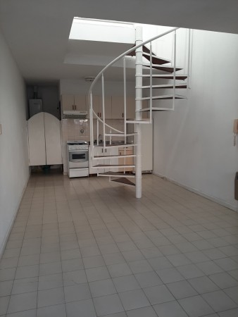 INMOBILIARIA GOMEZ GHISI Y D. FENES NEG INMOB. ALQUILAN: