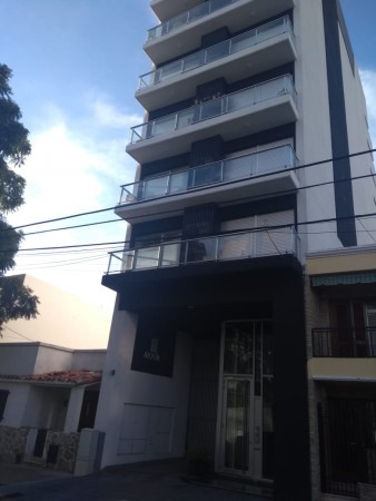 INMOBILIARIA GOMEZ GHISI Y D. FENES NEG INMOB. ALQUILAN: