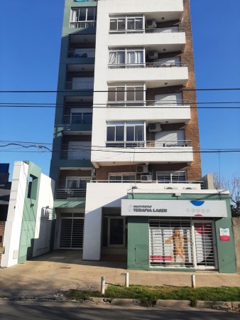 INMOBILIARIA GOMEZ GHISI Y D. FENES NEG INMOB. ALQUILAN: