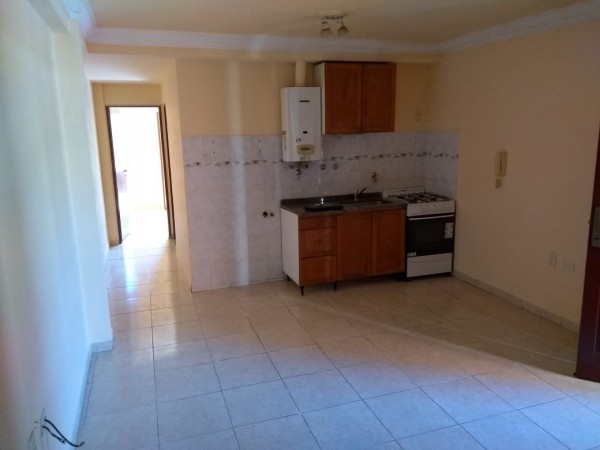 INMOBILIARIA GOMEZ GHISI Y D. FENES NEG INMOB. ALQUILAN: