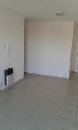 VENDEMOS DPTO 1 Dormitorio con cochera calle Salta 849: