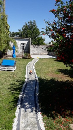 INMOBILIARIA GOMEZ GHISI Y D. FENES NEG INMOB. VENDEN: