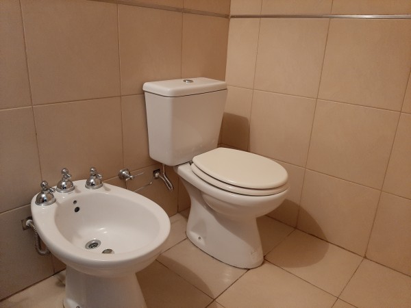 ALQUILAMOS MONOAMBIENTE Calle A. Pasos 763