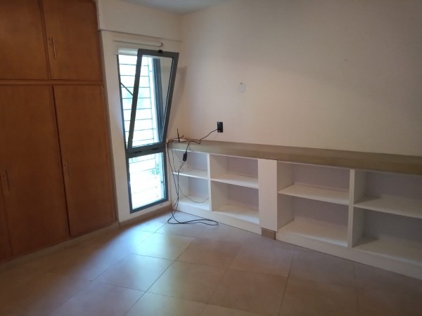 INMOBILIARIA GOMEZ GHISI Y D. FENES NEG INMOB. ALQUILAN: