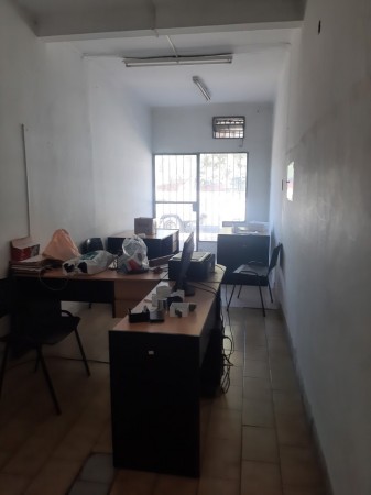 INMOBILIARIA GOMEZ GHISI Y D. FENES NEG INMOB. ALQUILAN: