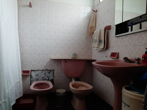  GOMEZ GHISI Y D. FENES NEG INMOB. VENDEN: