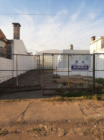 INMOBILIARIA GOMEZ GHISI Y D. FENES NEG INMOB. ALQUILAN: