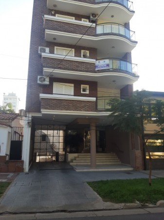 INMOBILIARIA GOMEZ GHISI Y D. FENES NEG INMOB. VENDEN: