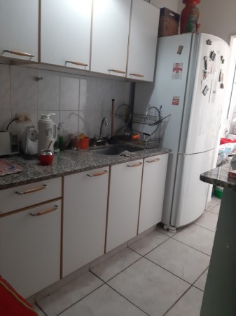 INMOBILIARIA GOMEZ GHISI Y D. FENES NEG INMOB. VENDEN: