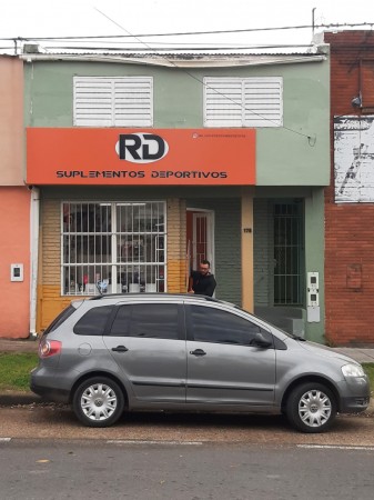 INMOBILIARIA GOMEZ GHISI Y D. FENES NEG INMOB. VENDEN: