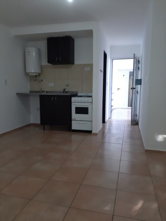 ALQUILAMOS MONOAMBIENTE CALLE DERQUI 733