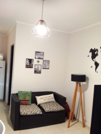 INMOBILIARIA GOMEZ GHISI Y D. FENES NEG INMOB. VENDEN: