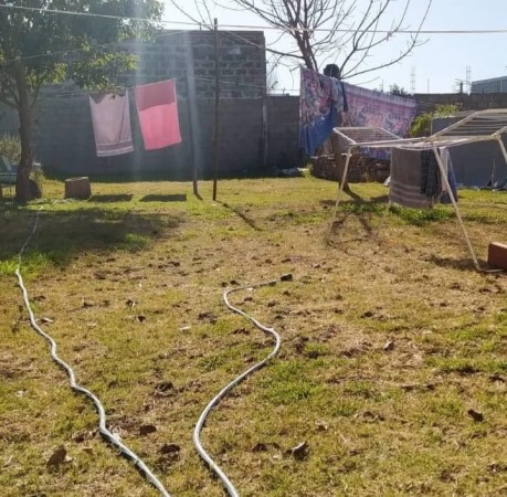 INMOBILIARIA GOMEZ GHISI Y D. FENES NEG INMOB. VENDEN