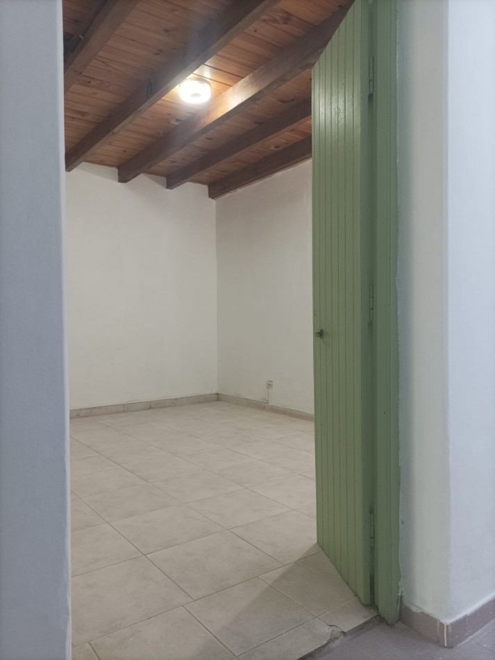 INMOBILIARIA GOMEZ GHISI Y D. FENES NEG INMOB. VENDEN: