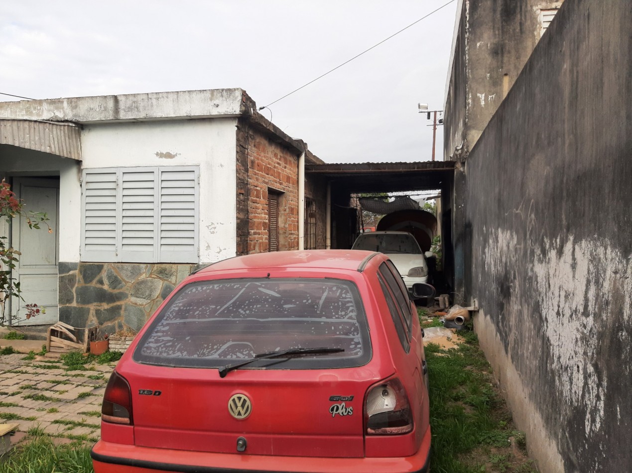 VENDEMOS CASA CALLE CAMPAMENTO DEL CALA