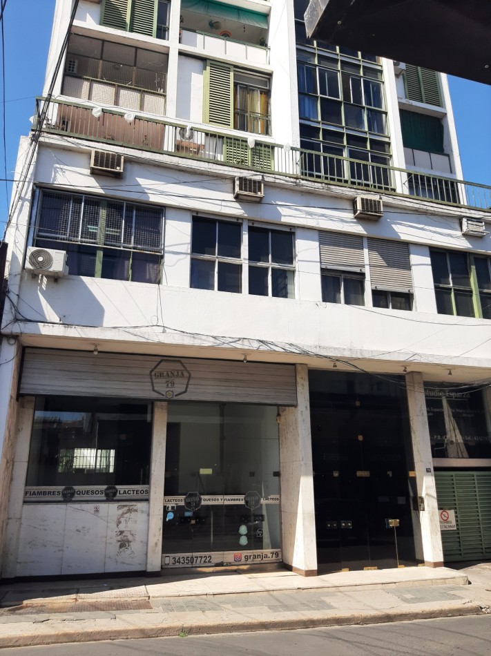 INMOBILIARIA GOMEZ GHISI Y D. FENES NEG INMOB. ALQUILAN: