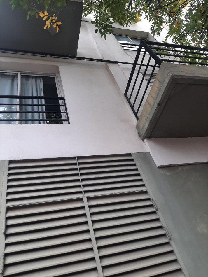 INMOBILIARIA GOMEZ GHISI Y D. FENES NEG INMOB. ALQUILAN: