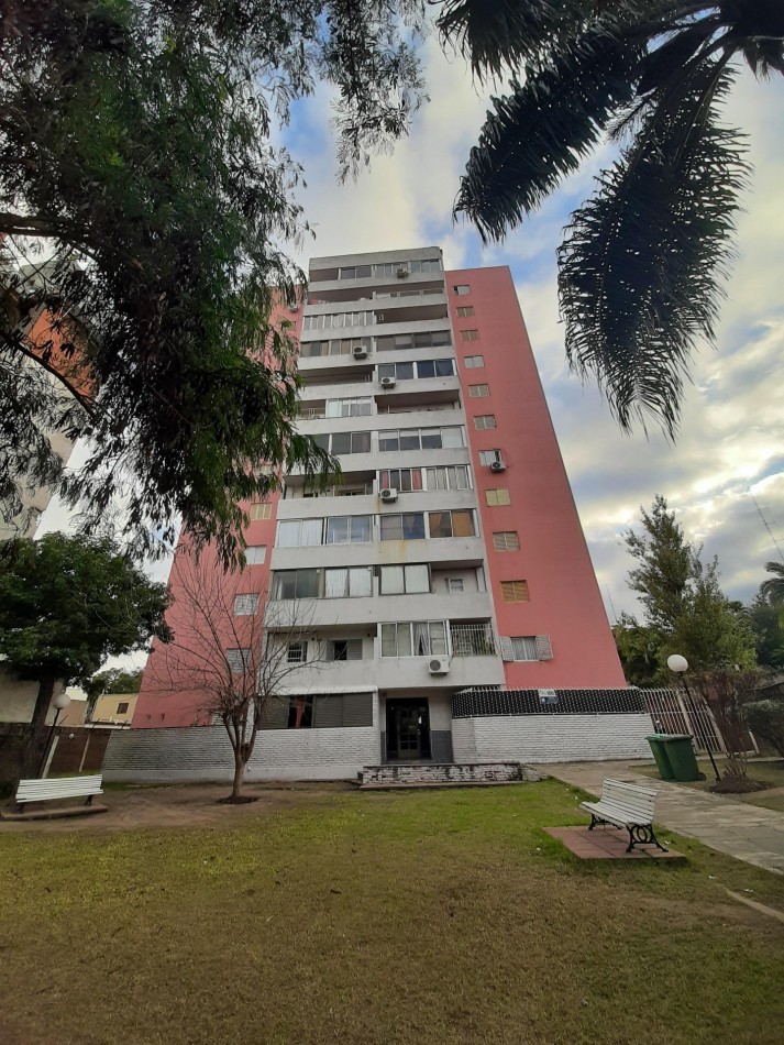 VENDEMOS DPTO DE 3 DORMITORIOS CALLE MONTEVIDEO