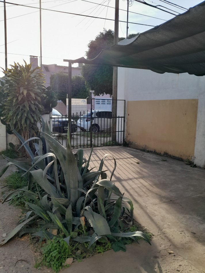 VENDEMOS CASA CALLE SOLER 1332