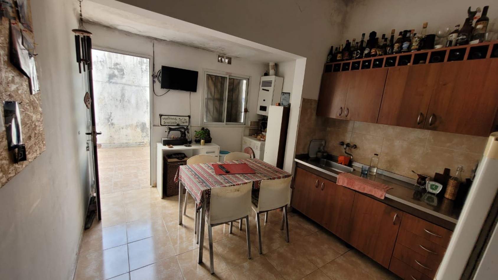 VENDEMOS CASA CALE LA PAZ