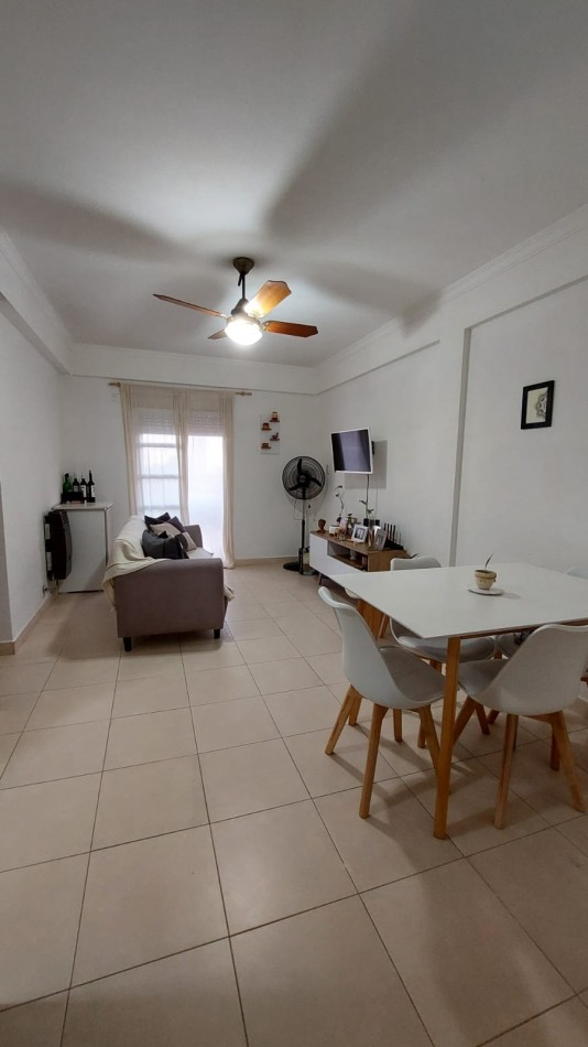 VENDEMOS HERMOSO DPTO Calle Carbo 673