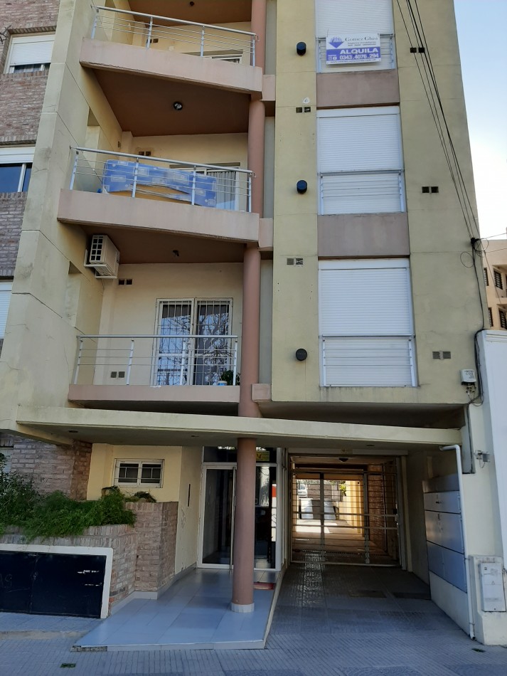 ALQUILAMOS MONOAMBIENTE Calle A. Pasos 763