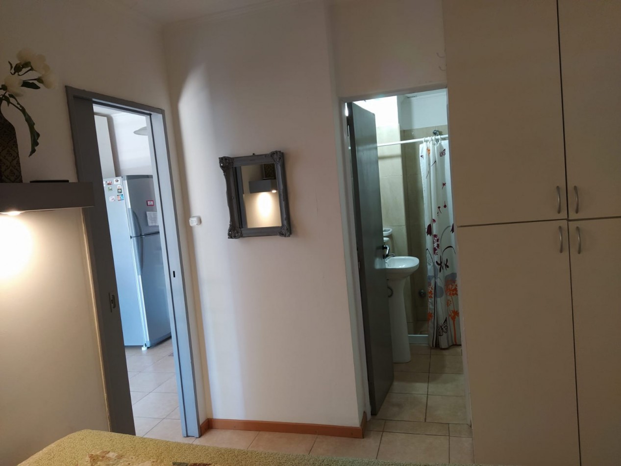 VENDEMOS Calle Saravi casi Sudamerica  Dpto amoblado.