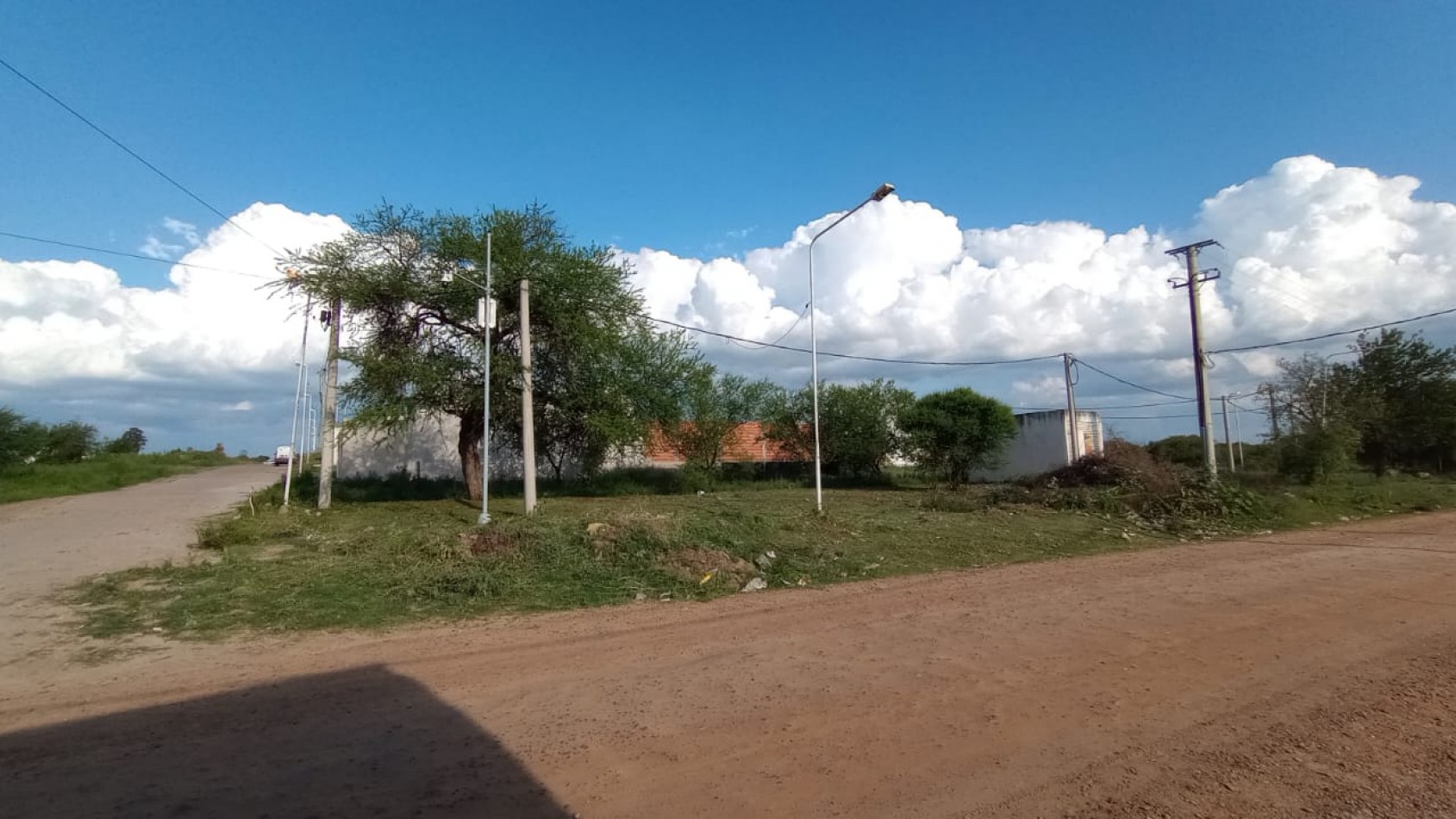 VENDEMOS TERRENO CALLE BALCAR 1393