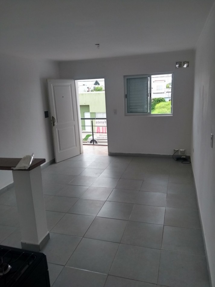 ALQUILAMOS Dpto 1 dormitorio Zona Garrigo al 1450