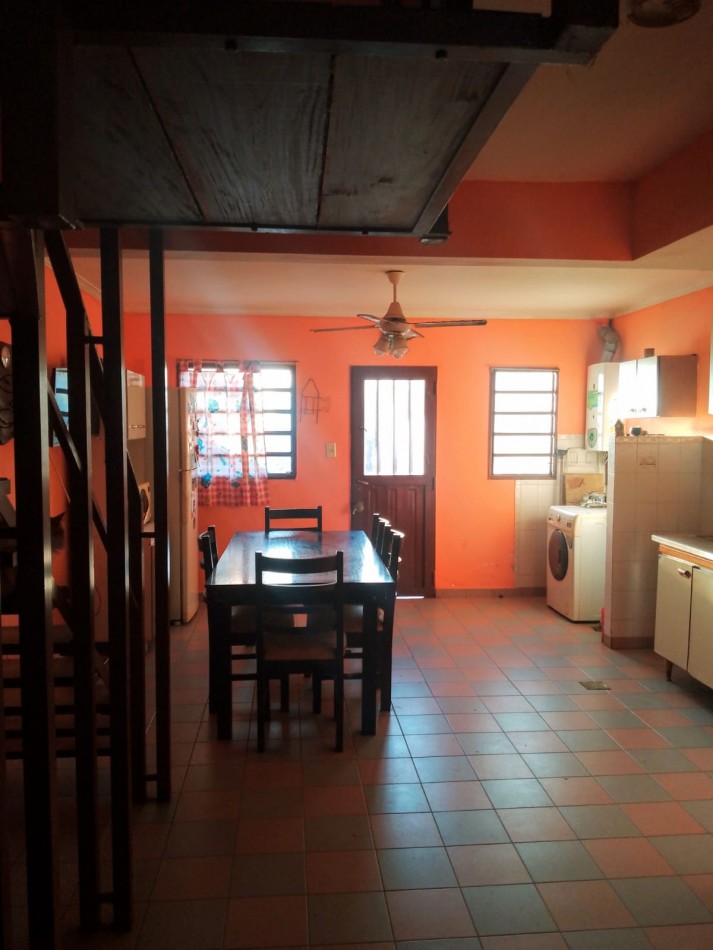 VENDEMOS DUPLEX Calle Cmel Dominguez 1150