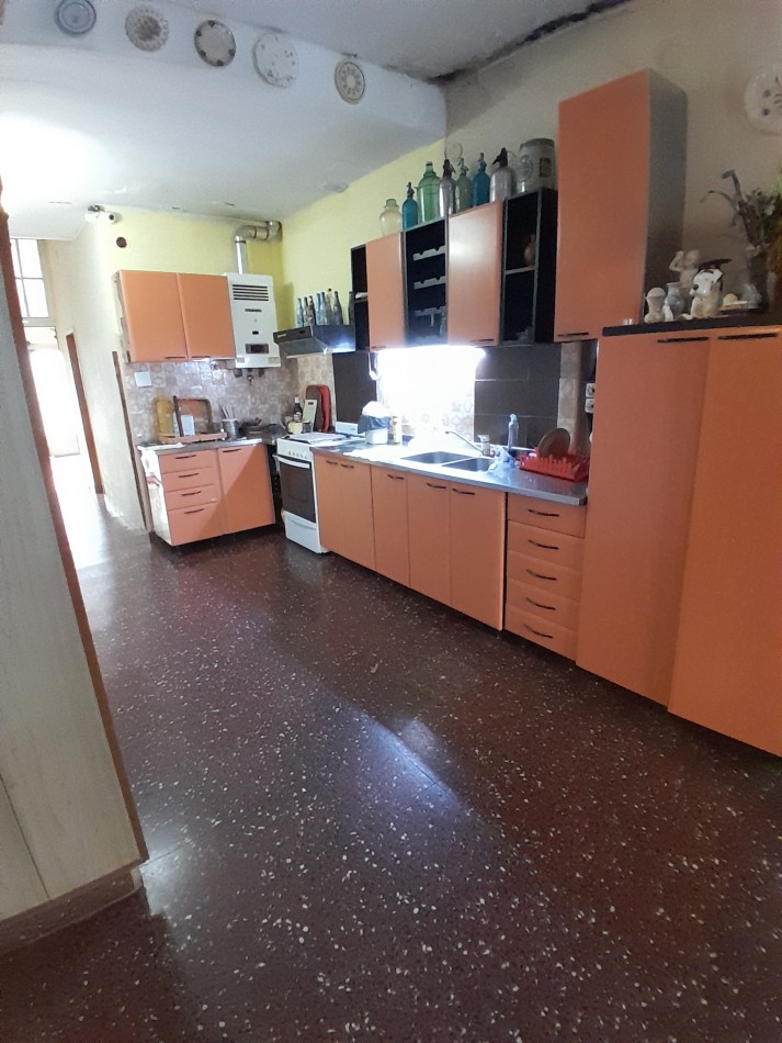 VENDEMOS Calle San Luis 568 